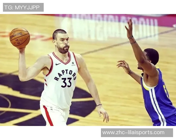 足球九号的传奇之路与背后故事揭示了运动员的奋斗与梦想